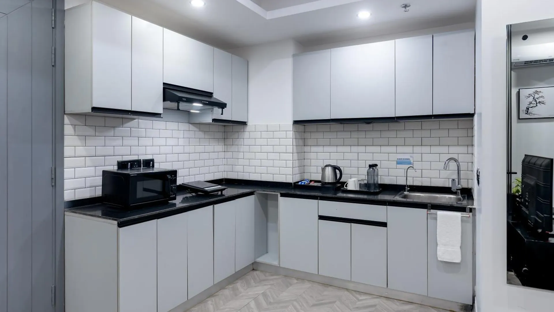 Bedchambers Serviced Apartments, Mg Road Gurgaon
